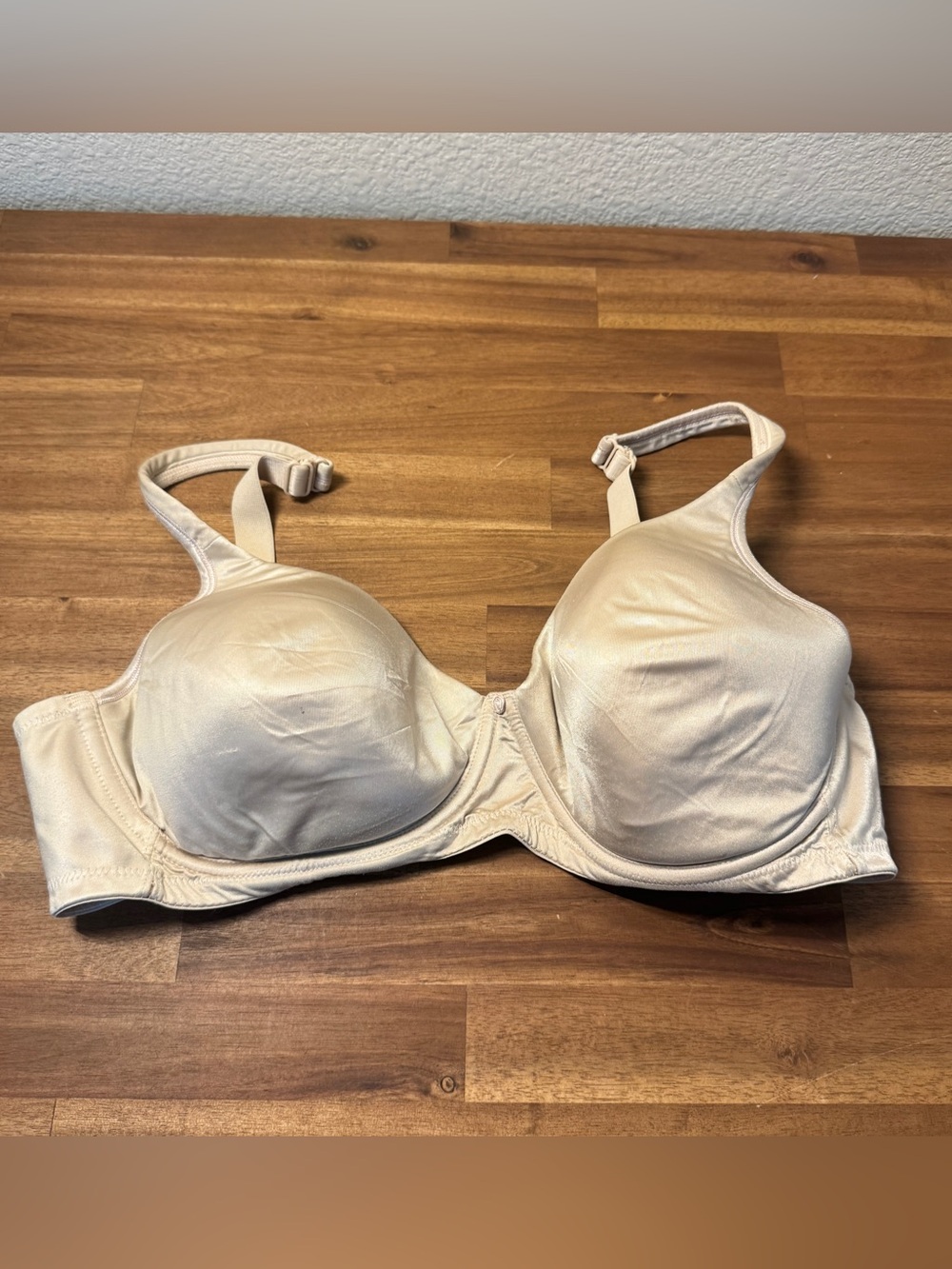 Playtex Beige Nude T-Shirt Bra — Smooth Everyday Support